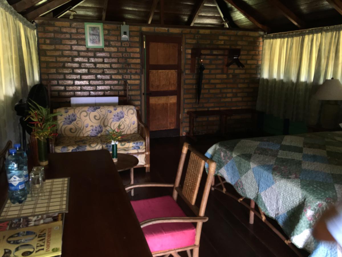 Iwokrama River Lodge Makari Экстерьер фото