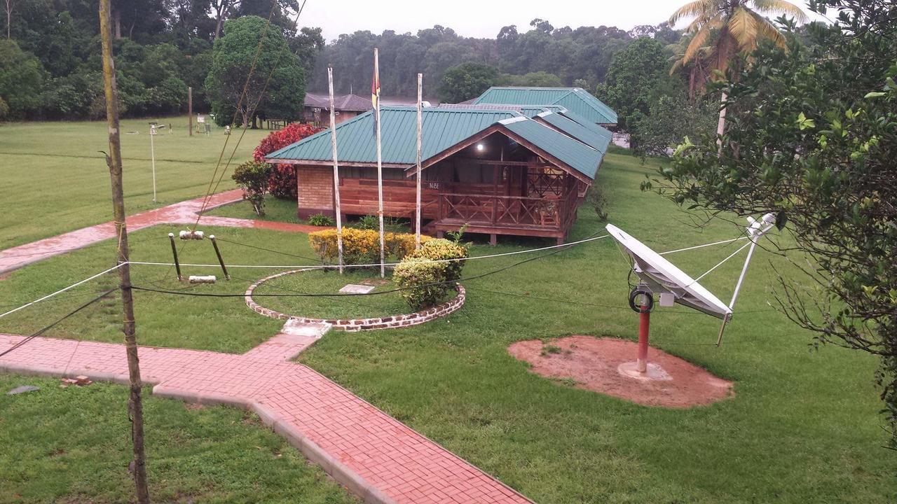 Iwokrama River Lodge Makari Экстерьер фото